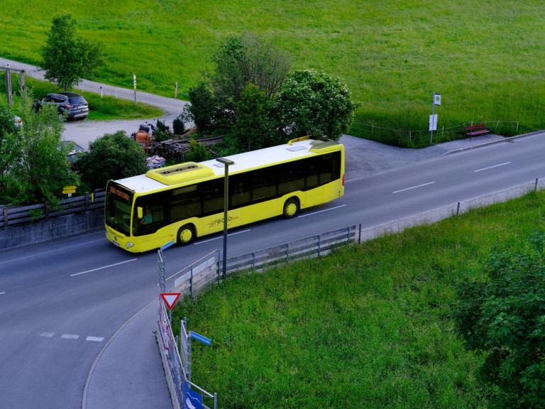Transport collectif par autobus en région rurale